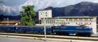 3051convoy.jpg (177586 byte)