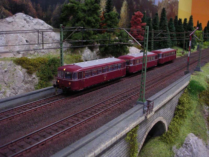 200817224754_Schinenbus